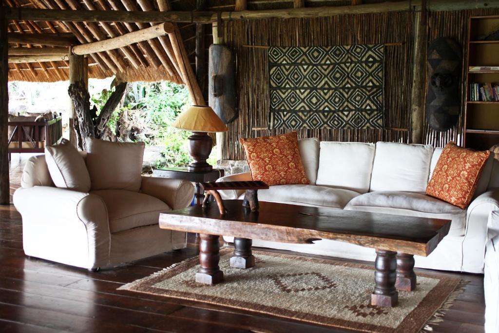 Apoka Safari Lodge Loitanit Kültér fotó