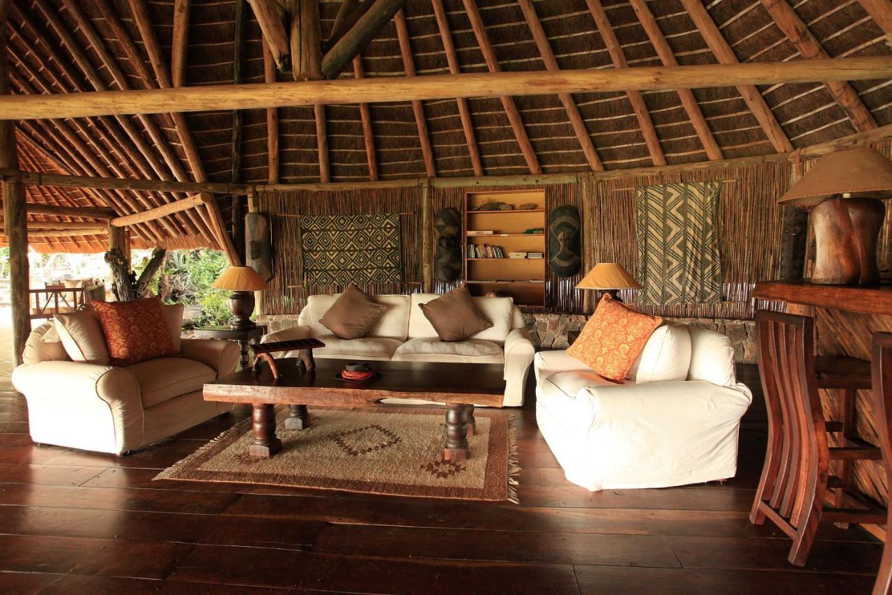 Apoka Safari Lodge Loitanit Kültér fotó